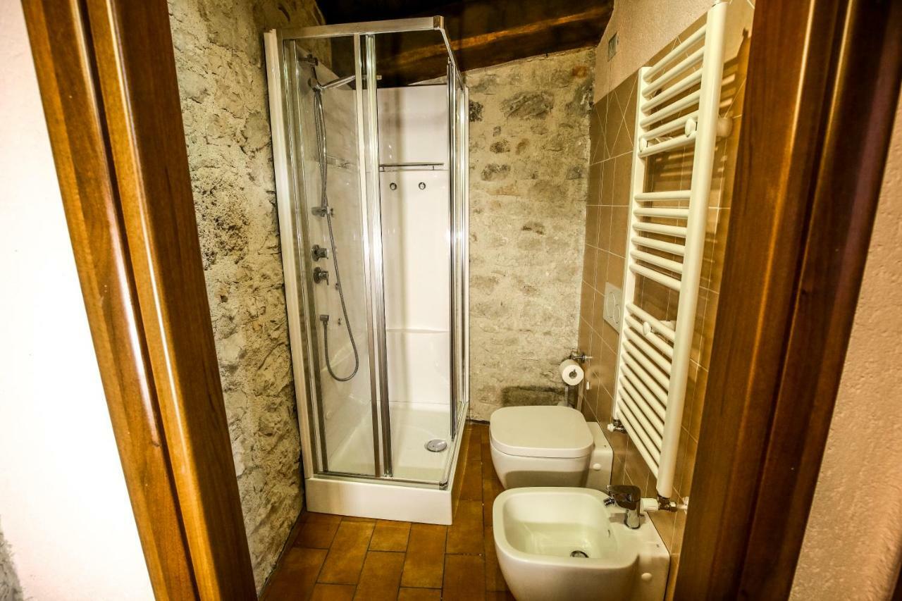 Ferienwohnung Le Aie Di Postignano Sellano Exterior foto